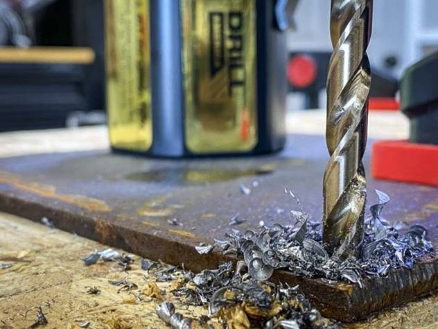سوراخ کردن فولاد با استفاده از مته فولادی با کیفیت